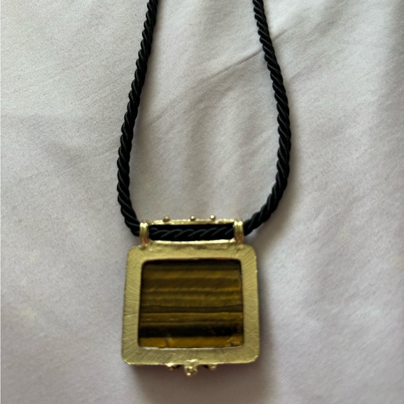Mango MNG Elegant black cord necklace with tiger eye stone - Picture 3 of 4